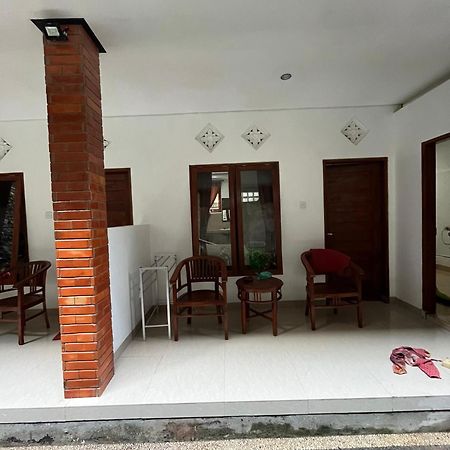 Gusti Room Ubud Eksteriør billede